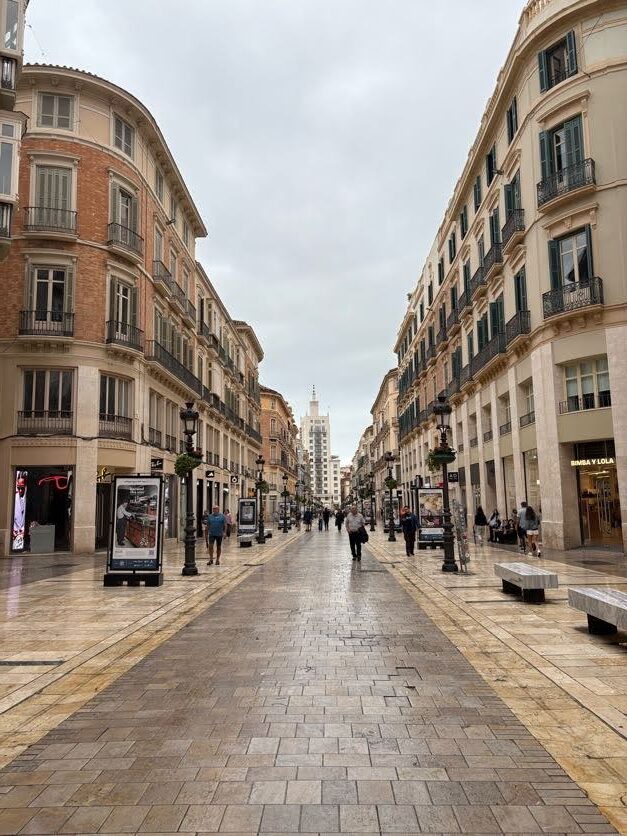 CLICマラガ校 外観1